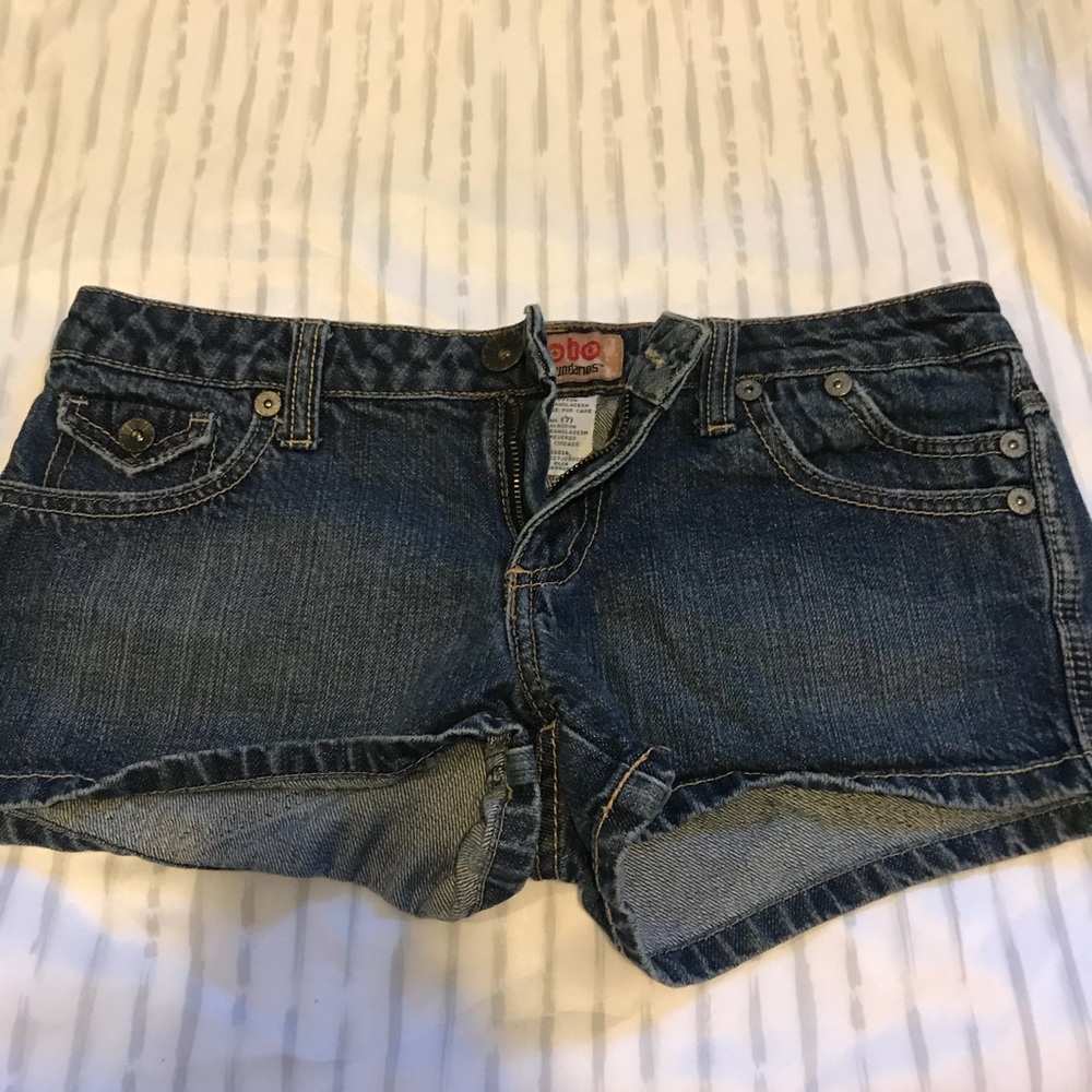 No boundaries shorts